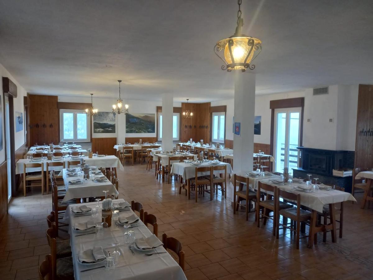 Albergo Ristorante Payarin Ormea Eksteriør billede